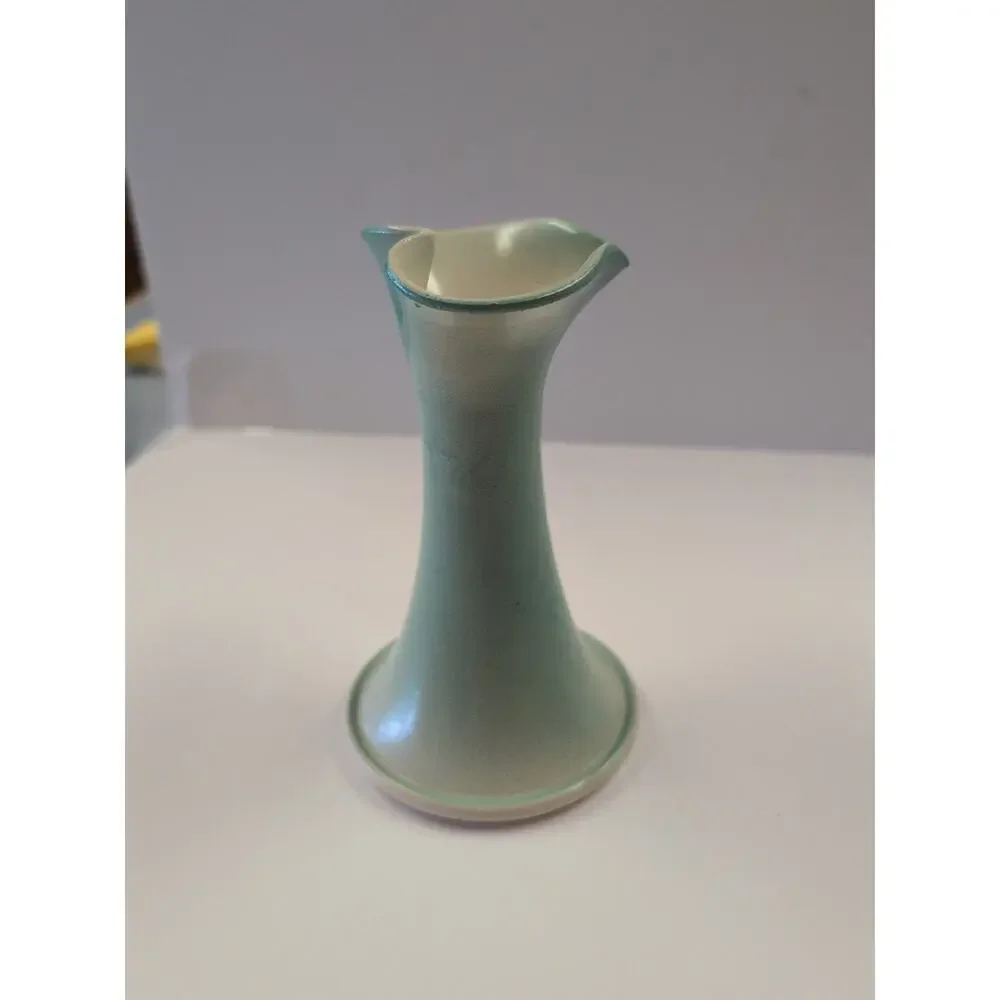 Art Deco Noveau fan vase shaped, Sea Foam‎ Green Jack In The Pulpit Style